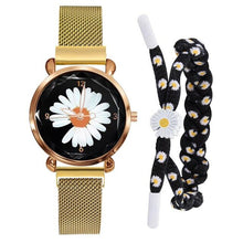 Lade das Bild in den Galerie-Viewer, Danina - Set aus Uhr und Armband
