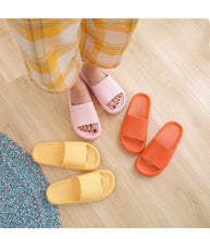Lade das Bild in den Galerie-Viewer, Orthopädische Sandalen / Hausschuhe (extra weich) - Laufen wie auf Wolke 7 - gelb orange pink
