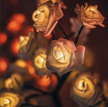 Lade das Bild in den Galerie-Viewer, Rose Tree Light™ | Eine wunderbar stimmungsvolle und einzigartige Lampe!
