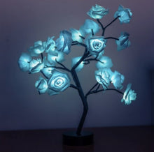 Lade das Bild in den Galerie-Viewer, Rose Tree Light™ | Eine wunderbar stimmungsvolle und einzigartige Lampe!
