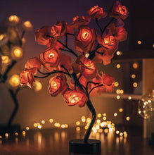 Lade das Bild in den Galerie-Viewer, Rose Tree Light™ | Eine wunderbar stimmungsvolle und einzigartige Lampe!
