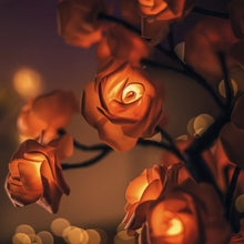 Lade das Bild in den Galerie-Viewer, Rose Tree Light™ | Eine wunderbar stimmungsvolle und einzigartige Lampe!
