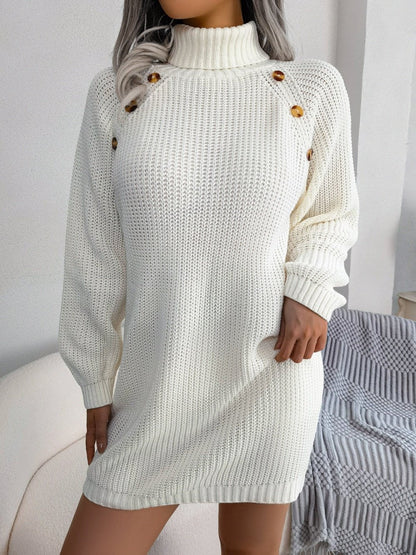 Dena Sweater | Bequemer langer Rollkragenpullover mit Knöpfen