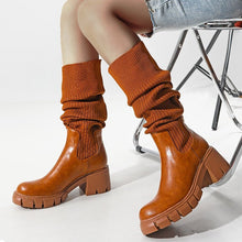 Lade das Bild in den Galerie-Viewer, Runete - Lange Stiefel
