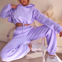 Lade das Bild in den Galerie-Viewer, Streetero – ein stylishes Set mit Pulli &amp; Jogger
