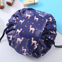 Lade das Bild in den Galerie-Viewer, Travel Make-up Bag | Nimm all deine Schönheitsprodukte einfach mit auf Reisen!
