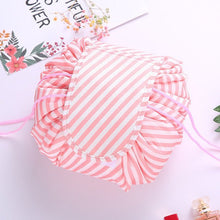 Lade das Bild in den Galerie-Viewer, Travel Make-up Bag | Nimm all deine Schönheitsprodukte einfach mit auf Reisen!
