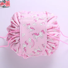 Lade das Bild in den Galerie-Viewer, Travel Make-up Bag | Nimm all deine Schönheitsprodukte einfach mit auf Reisen!
