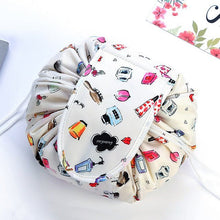 Lade das Bild in den Galerie-Viewer, Travel Make-up Bag | Nimm all deine Schönheitsprodukte einfach mit auf Reisen!
