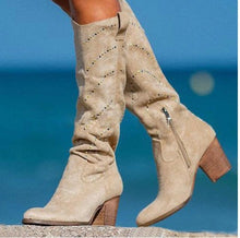 Lade das Bild in den Galerie-Viewer, Tredeo - Bequeme Wildlederstiefel für Damen
