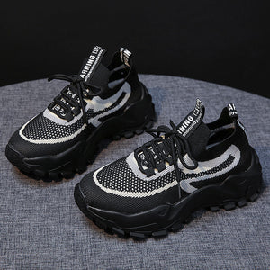 ByLoavies Sneakers | Bequeme trendige Schuhe für Frauen