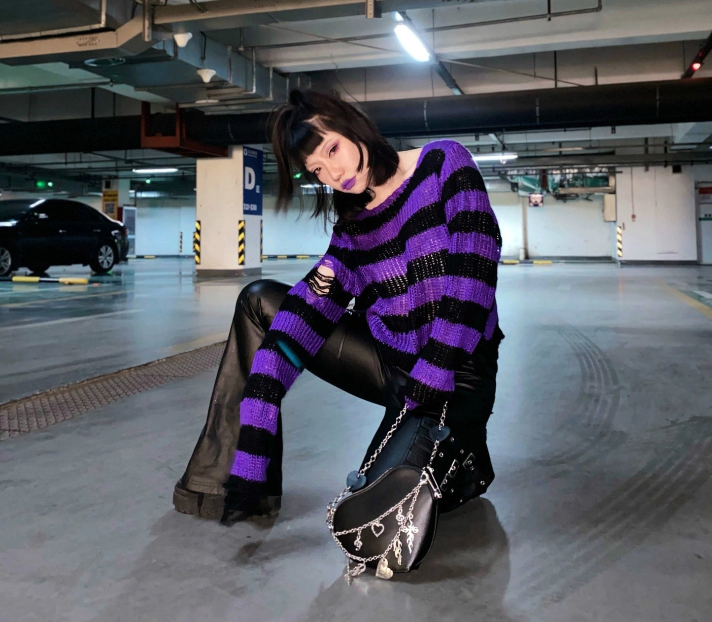 WOLF Ausgehöhlter lockerer Pullover