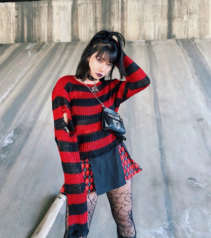 WOLF Ausgehöhlter lockerer Pullover