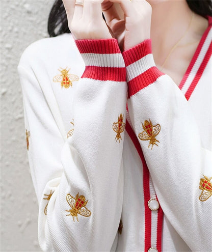 WOLF Bienen-Stickerei Pullover