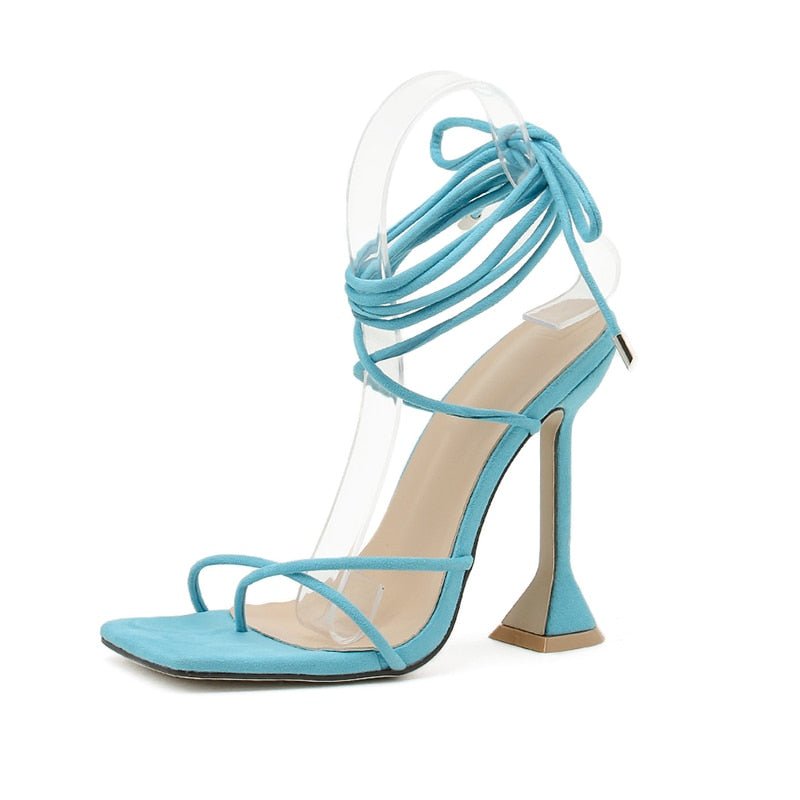 WOLF Blaue schwarze quadratische Kopf-hohe Absätze