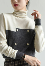 Lade das Bild in den Galerie-Viewer, WOLF Block Attrappe Ausschnitt Pullover

