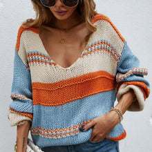 Lade das Bild in den Galerie-Viewer, WOLF Boho V-Ausschnitt Pullover
