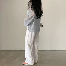 Lade das Bild in den Galerie-Viewer, WOLF Fauler Stil Pullover
