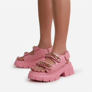 Offene Zehensandalen mit doppelter Kette